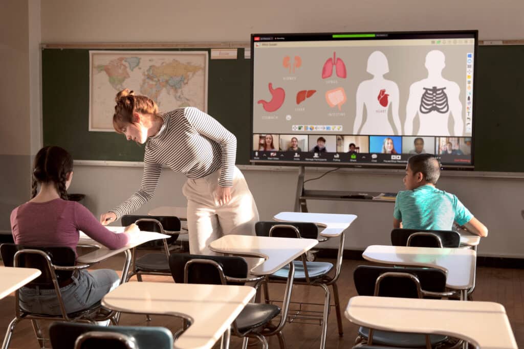 Akıllı Tahtaların Avantajları Nelerdir?