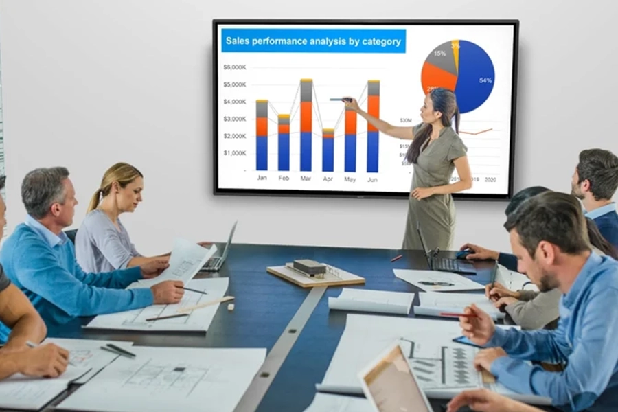 Akıllı Tahtaların İş Dünyasındaki Yeri: Toplantılar ve Sunumlar