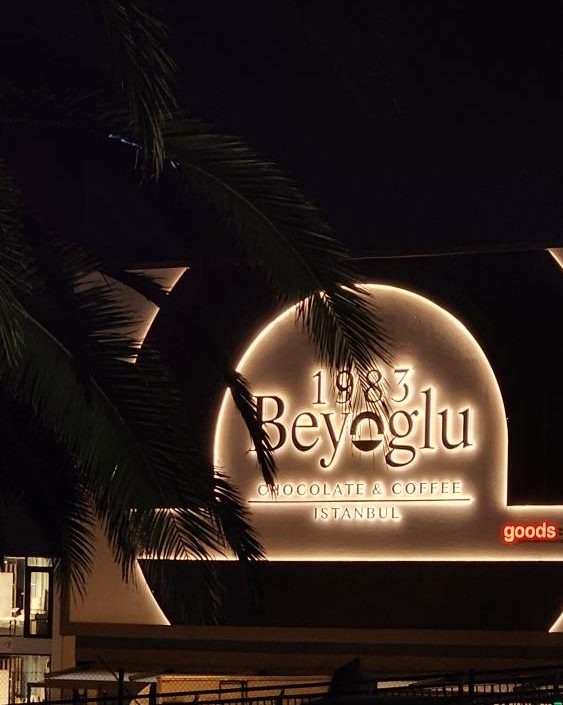 1983 Beyoğlu Çikolata ve Kahve